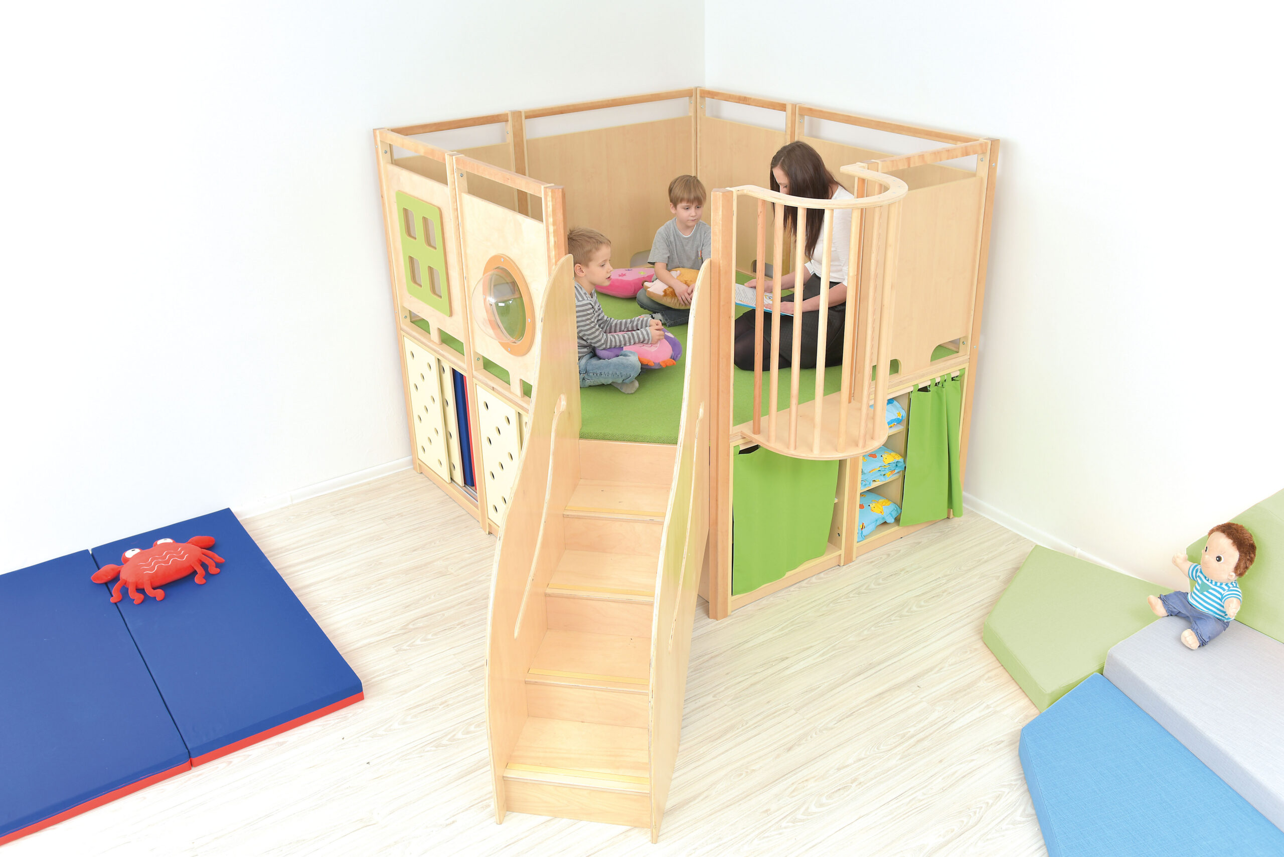 Kahekorruseline mängunurk madratsite hoiukastiga - Image 10