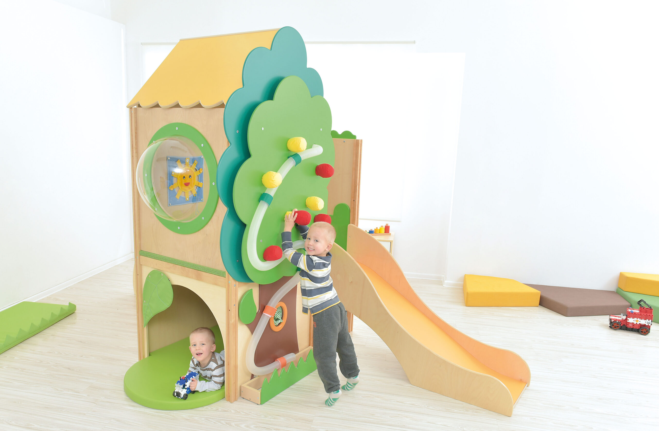 Puumajake liumäega - Image 3