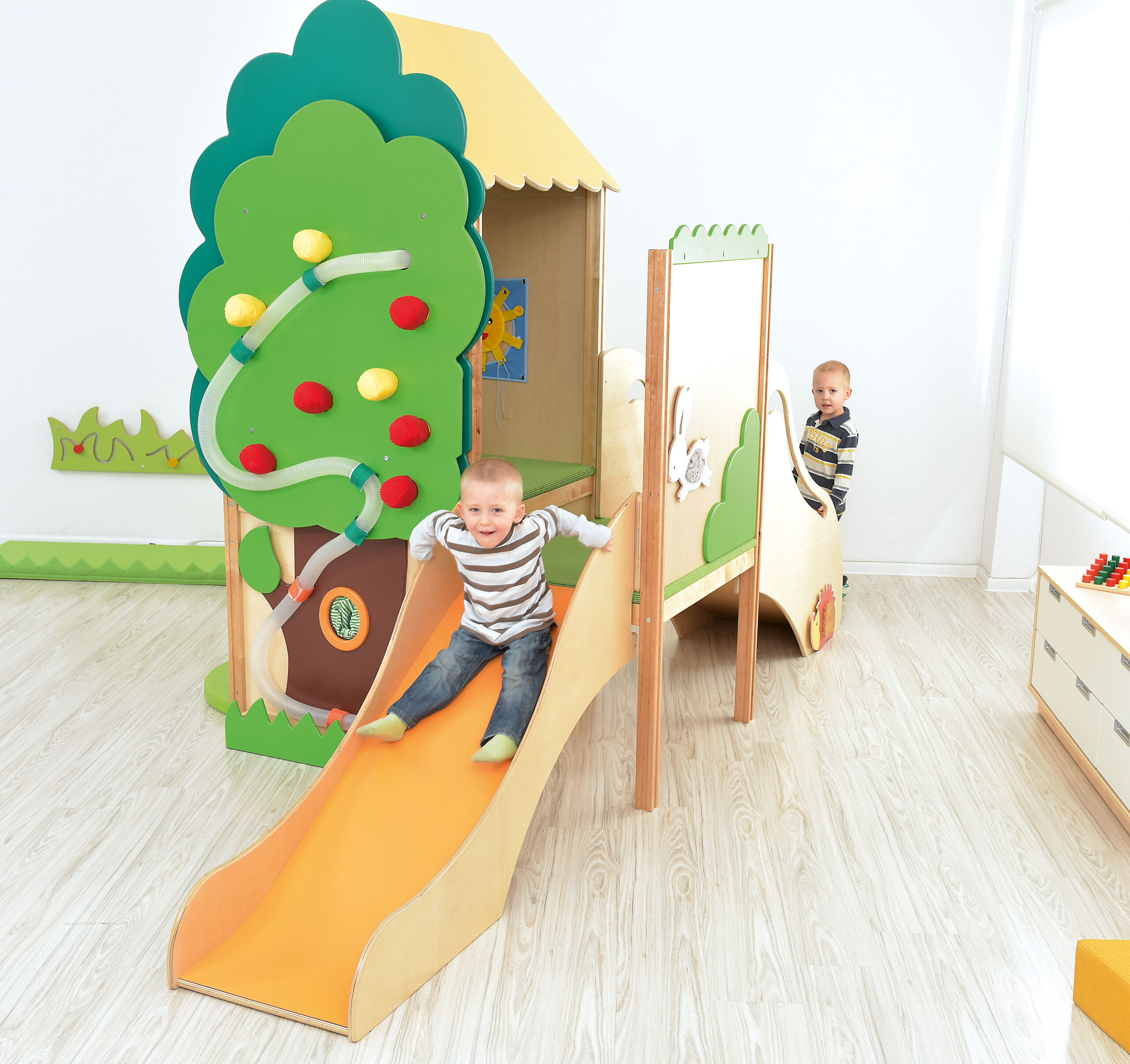 Puumajake liumäega - Image 6