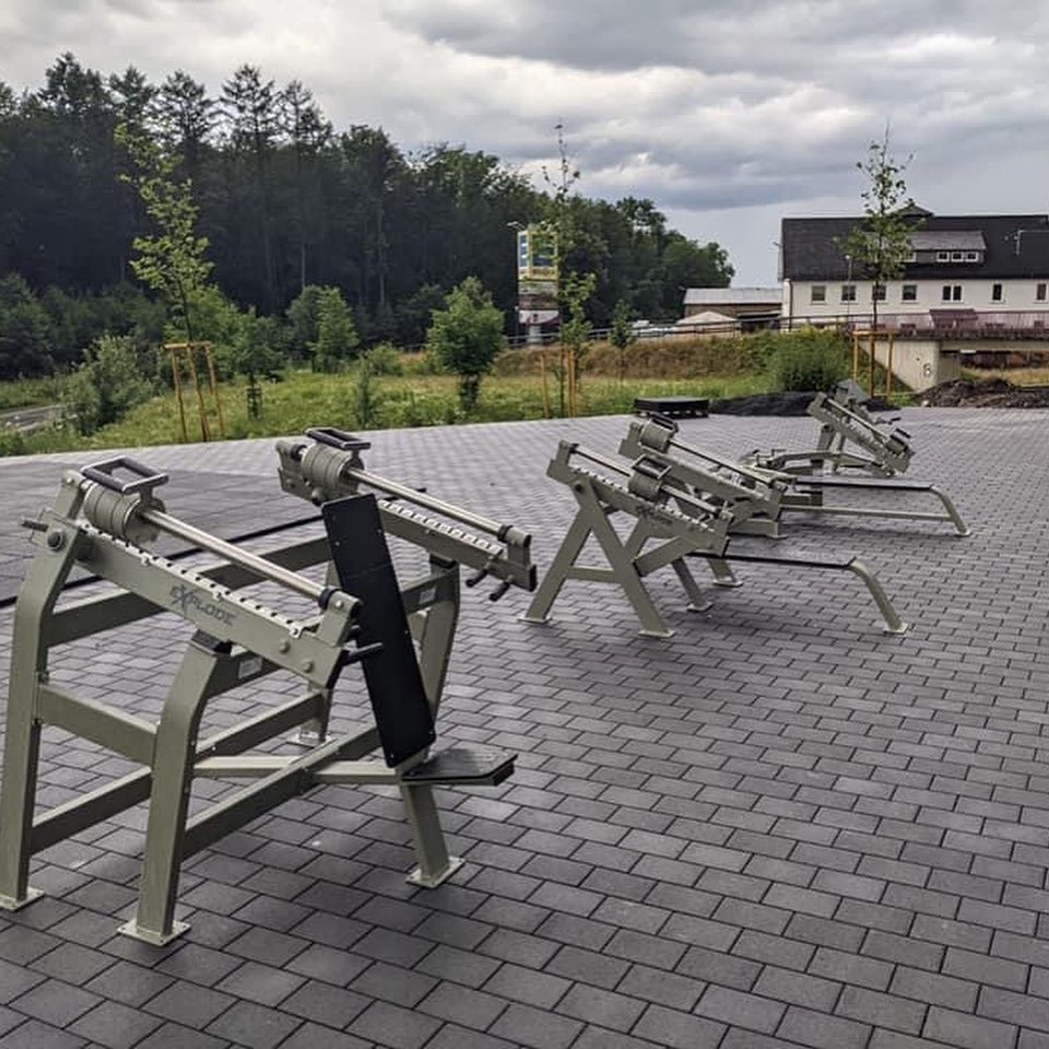 Trenazöör "Squat Machine" - Image 14