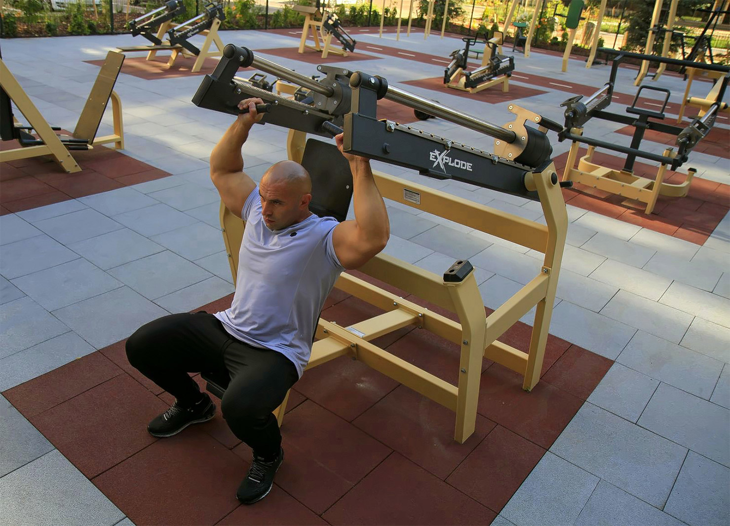 Trenazöör “Shoulder Press” - Image 7
